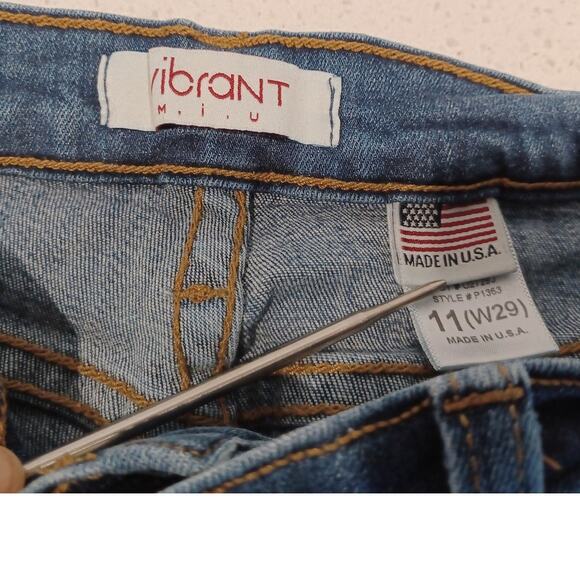 Vibrant M.I.U Women's Blue Jeans Pants Capri Size 11 W29 - Picture 3 of 5